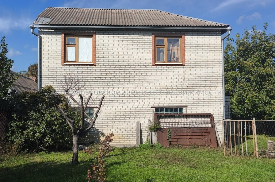 Продам будинок, Ново-Веринская ул. , 160 м², 10 соток, капитальный ремонт 