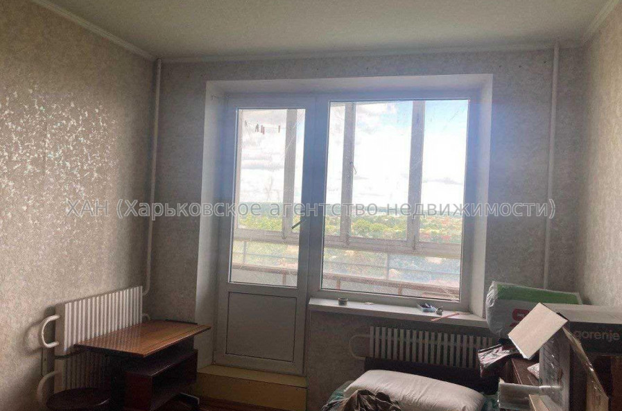 Продам квартиру, Чередниченковский пер. , 3 кім., 65 м², косметический ремонт 