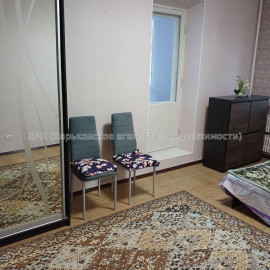 Продам квартиру, Кричевского ул. , 2 кім., 50 м², советский ремонт