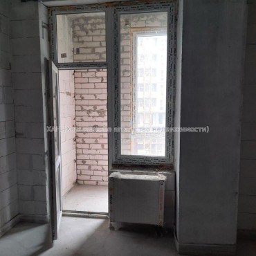 Продам квартиру, Клочковская ул. , 2  ком., 77 м², без внутренних работ 