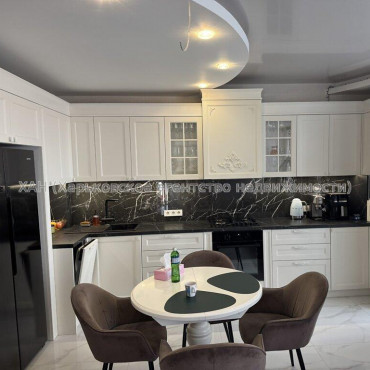 Продам квартиру, Героев Харькова просп. , 2  ком., 63.30 м², евроремонт 