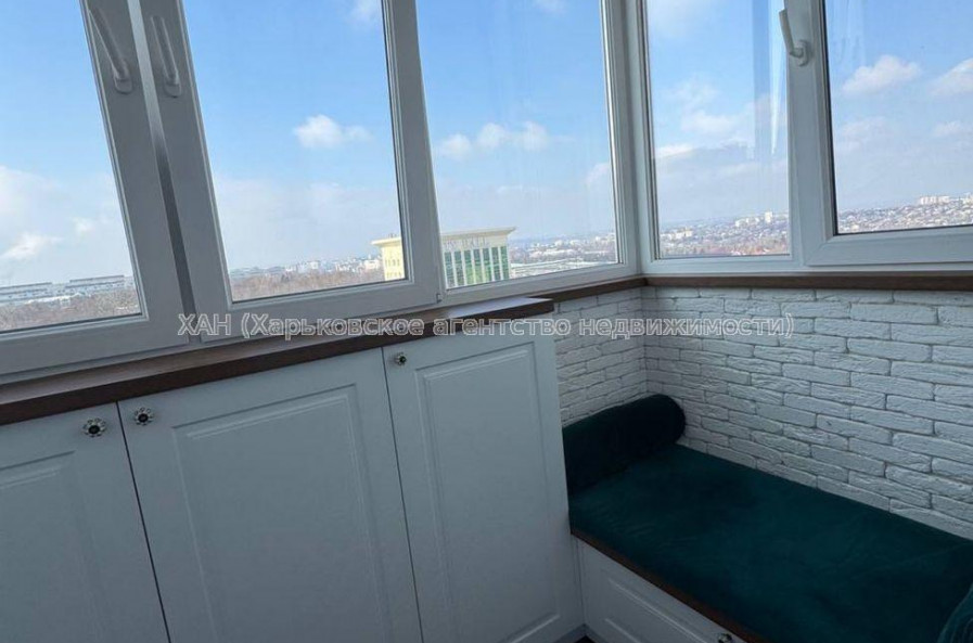 Продам квартиру, Героев Харькова просп. , 2  ком., 63.30 м², евроремонт 