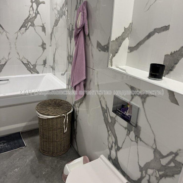 Продам квартиру, Героев Харькова просп. , 2  ком., 63.30 м², евроремонт 