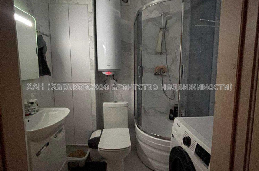 Продам квартиру, Бригады Хартия ул. , 3 кім., 65 м², евроремонт 