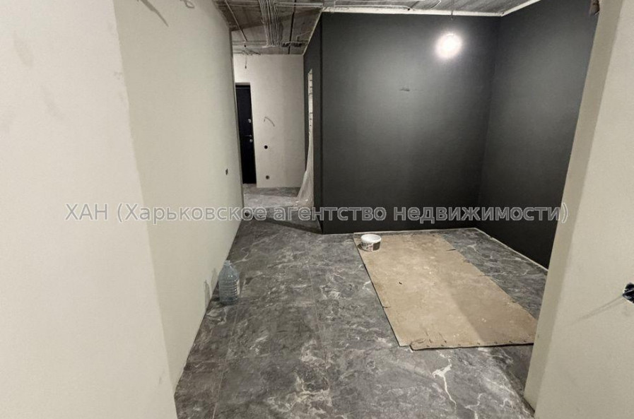 Продам квартиру, Куряжская ул. , 1 кім., 43 м², частичный ремонт 