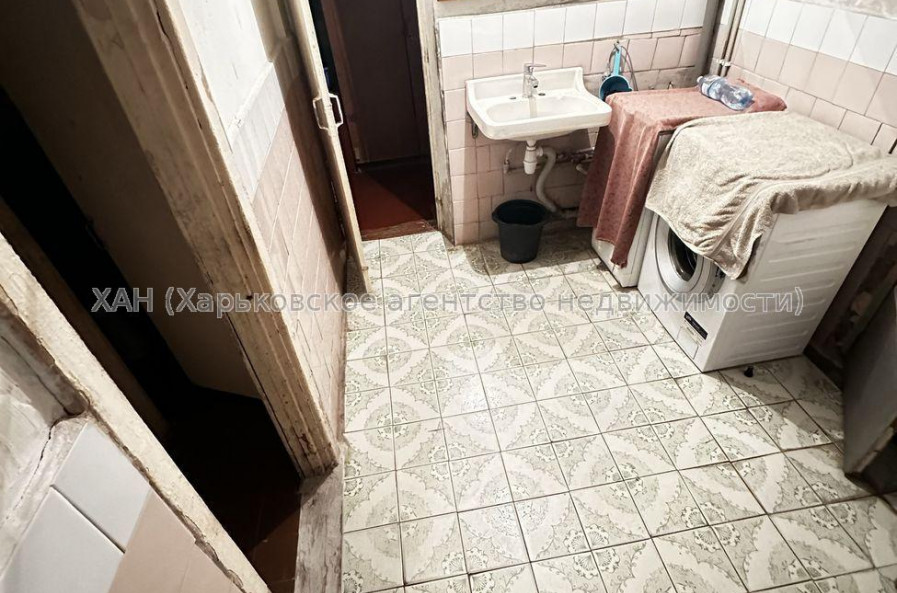 Продам квартиру, Селянская ул. , 1 кім., 18 м², косметический ремонт 