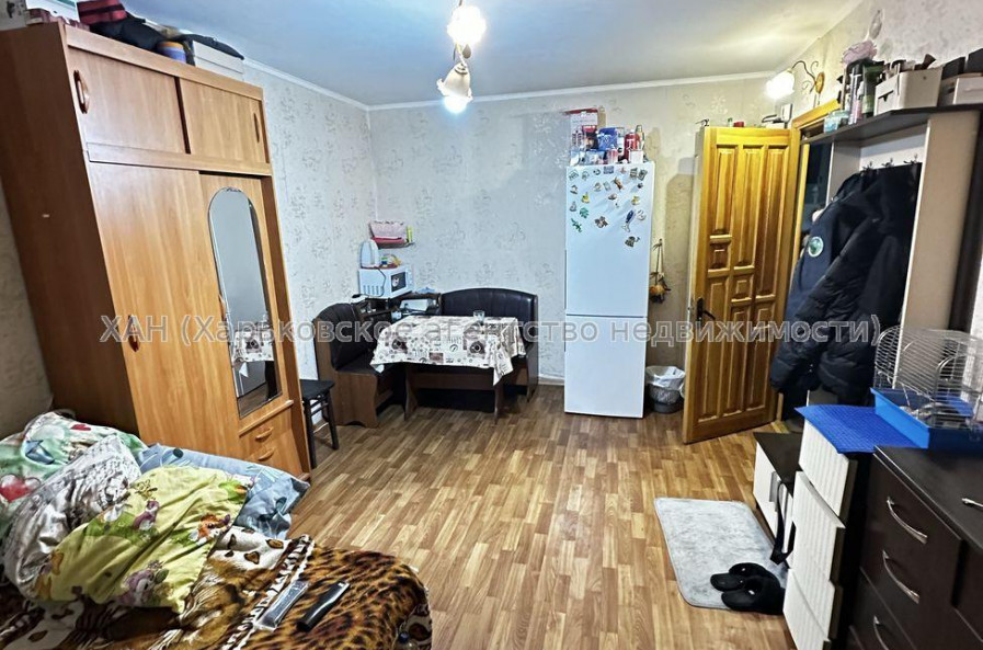 Продам квартиру, Селянская ул. , 1 кім., 18 м², косметический ремонт 