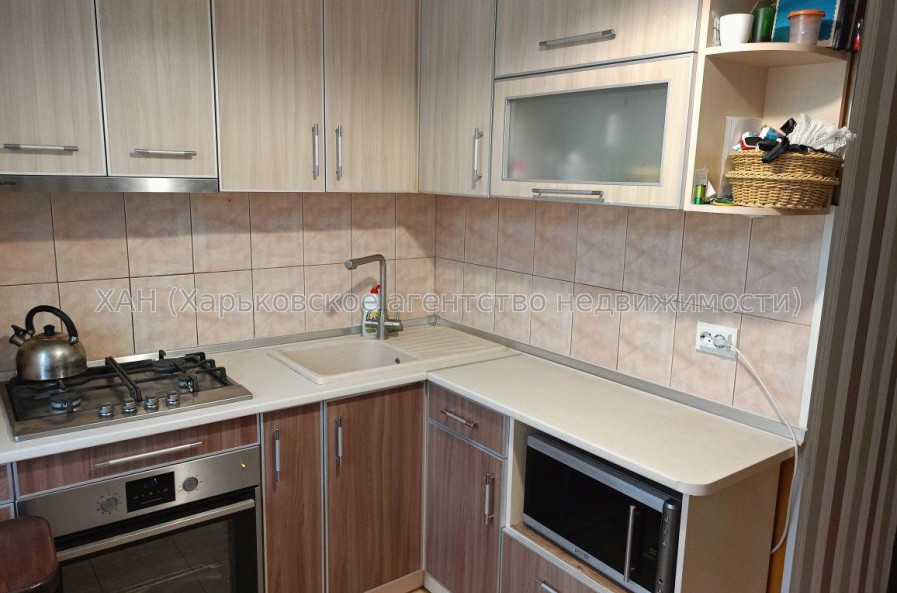 Продам квартиру, Свинаренко Петра ул. , 3  ком., 66 м², евроремонт 