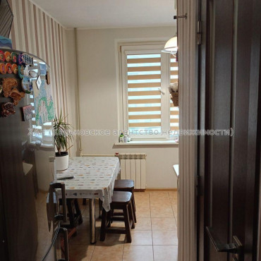 Продам квартиру, Свинаренко Петра ул. , 3  ком., 66 м², евроремонт 