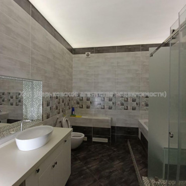 Продам будинок, Муромская ул. , 247 м², 12 соток, авторский дизайн 