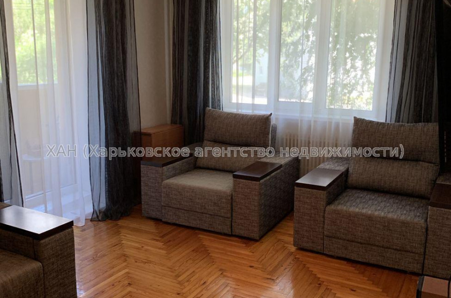 Продам квартиру, Тракторостроителей просп. , 2  ком., 52 м², косметический ремонт 