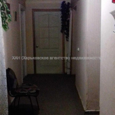 Продам квартиру, Защитников Неба ул. , 1  ком., 23 м², косметический ремонт 