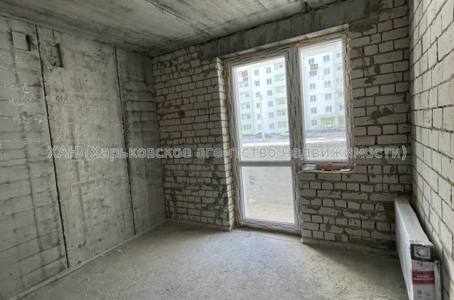 Продам квартиру, Мира ул. , 2  ком., 56 м², без внутренних работ 