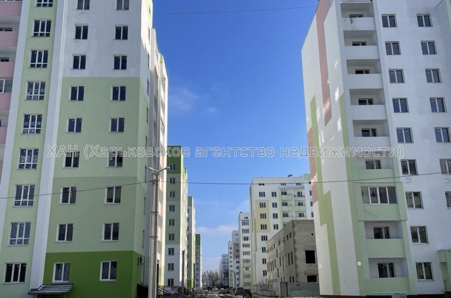 Продам квартиру, Мира ул. , 2  ком., 56 м², без внутренних работ 