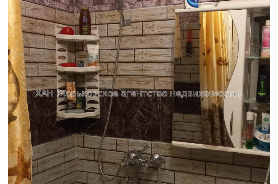 Продам квартиру, Салтовское шоссе , 3  ком., 64 м², косметический ремонт 