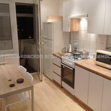 Продам квартиру, Натальи Ужвий ул. , 2  ком., 54.20 м², капитальный ремонт  - фото 4 Продам квартиру, Натальи Ужвий ул. , 2  ком., 54.20 м², капитальный ремонт