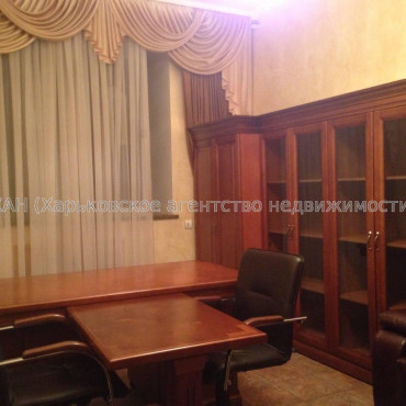 Сдам нежилую недвижимость, офисное помещение , 1  ком., 74 м², капитальный ремонт  - фото 3 Сдам нежилую недвижимость, офисное помещение , 1  ком., 74 м², капитальный ремонт
