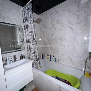 Продам квартиру, Непокоренных ул. , 2 кім., 50.40 м², евроремонт 