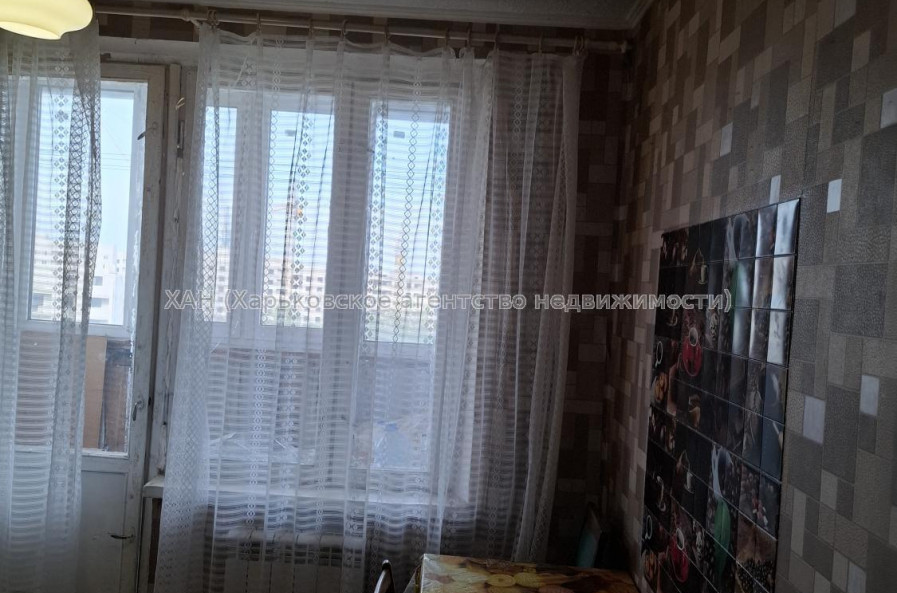 Продам квартиру, Валентиновская ул. , 1  ком., 36 м², советский ремонт 