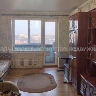 Продам квартиру, Аэрокосмический пр. , 1  ком., 44 м², косметический ремонт 