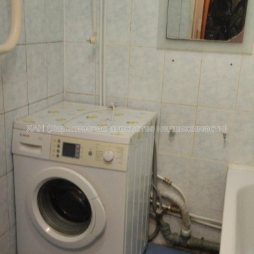 Продам квартиру, Аэрокосмический пр. , 1  ком., 44 м², косметический ремонт 