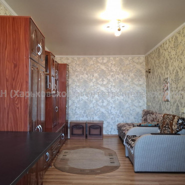 Продам квартиру, Аэрокосмический пр. , 1 кім., 44 м², косметический ремонт 
