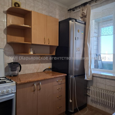 Продам квартиру, Аэрокосмический пр. , 1 кім., 44 м², косметический ремонт 