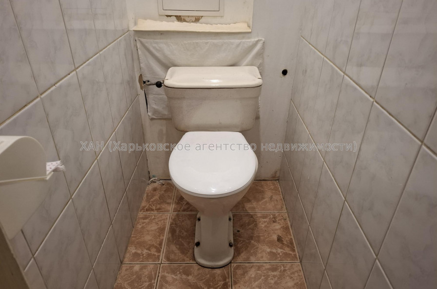 Продам квартиру, Аэрокосмический пр. , 1 кім., 44 м², косметический ремонт 