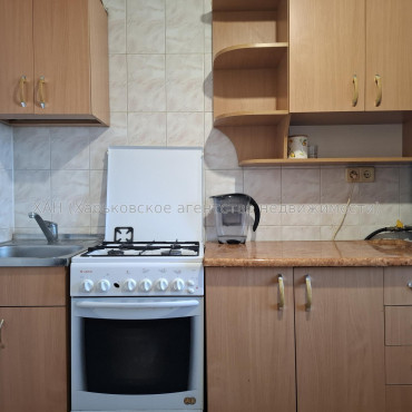 Продам квартиру, Аэрокосмический пр. , 1 кім., 44 м², косметический ремонт 