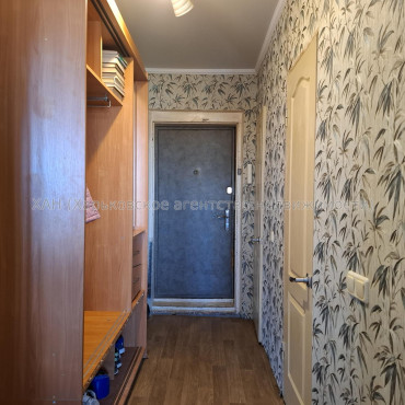 Продам квартиру, Аэрокосмический пр. , 1 кім., 44 м², косметический ремонт 