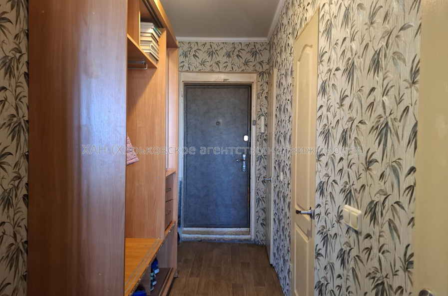 Продам квартиру, Аэрокосмический пр. , 1 кім., 44 м², косметический ремонт 