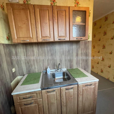 Здам квартиру, Соборности Украины ул. , 1 кім., 32 м², косметический ремонт 