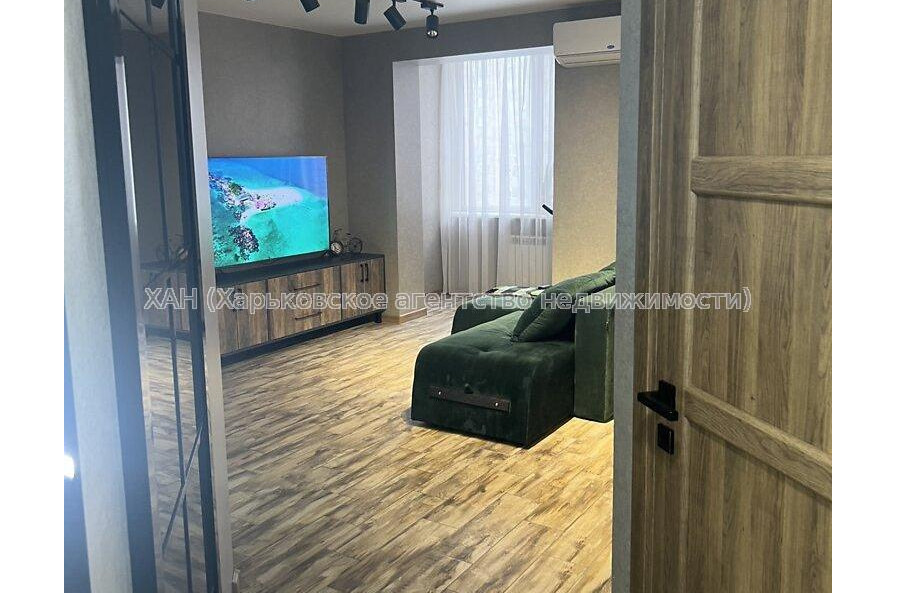 Продам квартиру, Пискуновский пер. , 1 кім., 48.70 м², авторский дизайн 