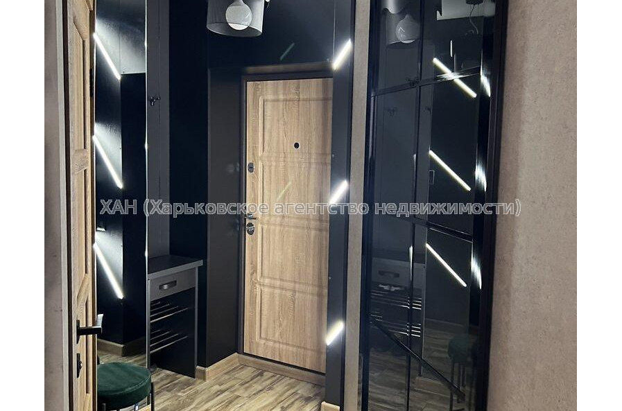 Продам квартиру, Пискуновский пер. , 1 кім., 48.70 м², авторский дизайн 