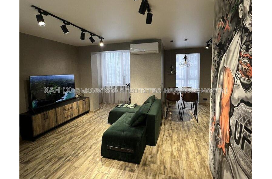 Продам квартиру, Пискуновский пер. , 1 кім., 48.70 м², авторский дизайн 