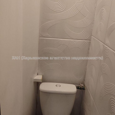 Продам квартиру, Валерия Романовского ул. , 1 кім., 30 м², косметический ремонт 