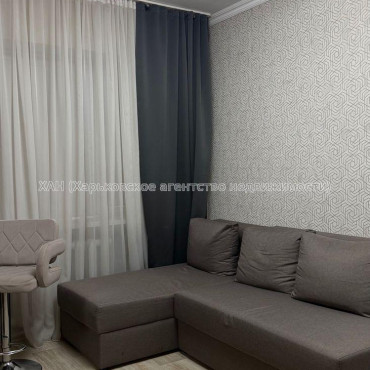 Продам квартиру, Любови Малой  просп. , 1  ком., 17 м², евроремонт 