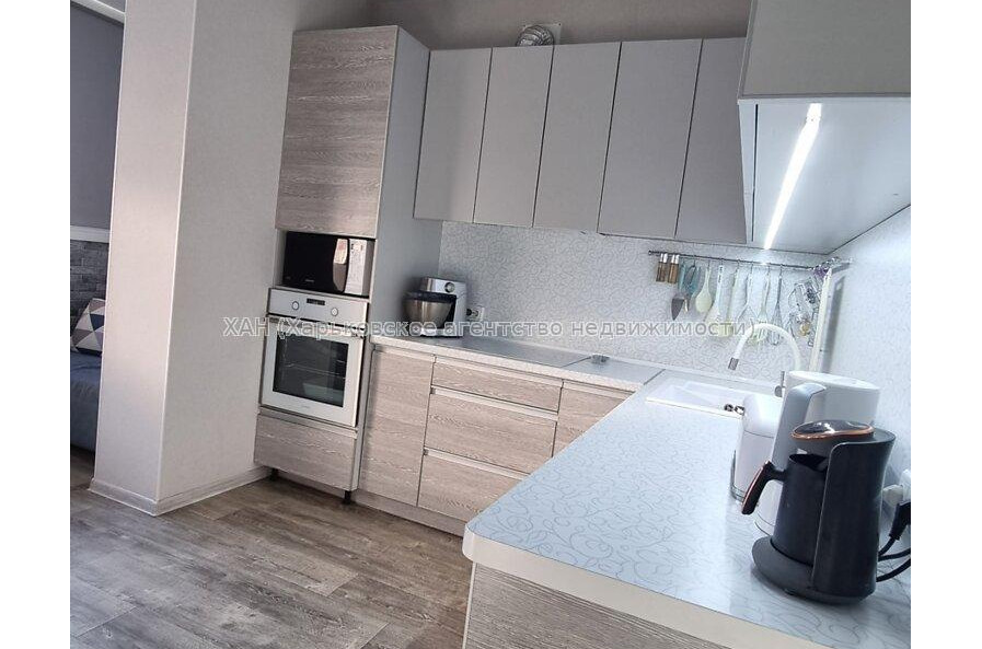 Продам квартиру, Льва Ландау просп. , 1  ком., 42 м², евроремонт 