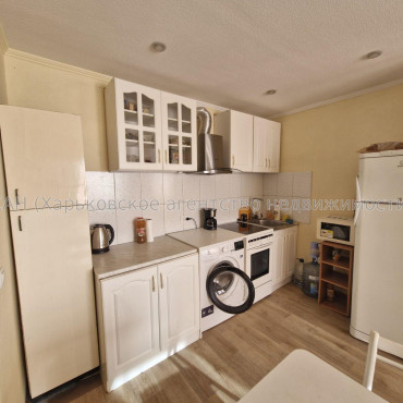 Продам квартиру, Аэрокосмический пр. , 1 кім., 34 м², евроремонт 