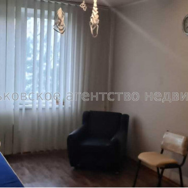 Продам квартиру, Победы просп. , 3 кім., 66.40 м², советский ремонт  - фото 2 Продам квартиру, Победы просп. , 3 кім., 66.40 м², советский ремонт