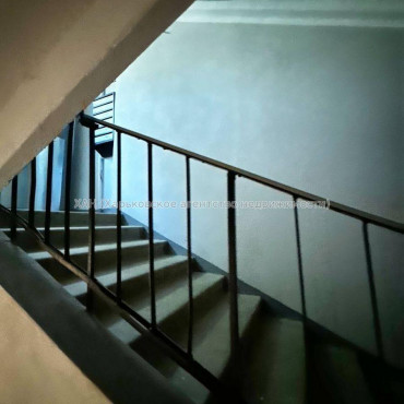 Продам квартиру, Непокоренных ул. , 3  ком., 65 м², косметический ремонт 