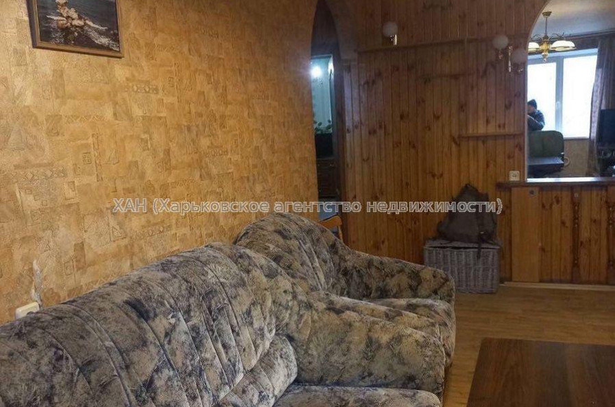 Продам квартиру, Непокоренных ул. , 3  ком., 65 м², косметический ремонт 