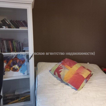 Продам квартиру, Непокоренных ул. , 3  ком., 65 м², косметический ремонт 