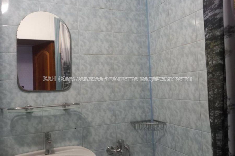 Продам квартиру, Непокоренных ул. , 3  ком., 65 м², косметический ремонт 