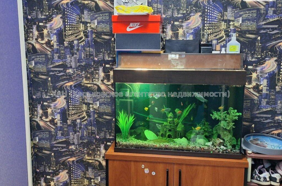 Продам квартиру, Ашхабадская ул. , 2  ком., 37 м², евроремонт 