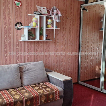 Продам квартиру, Ашхабадская ул. , 2 кім., 37 м², евроремонт 