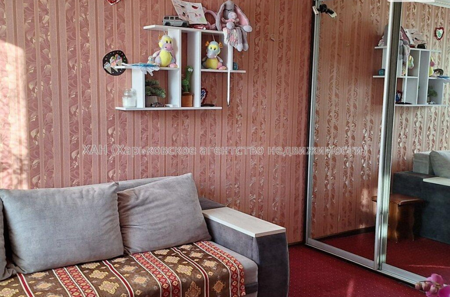 Продам квартиру, Ашхабадская ул. , 2  ком., 37 м², евроремонт 