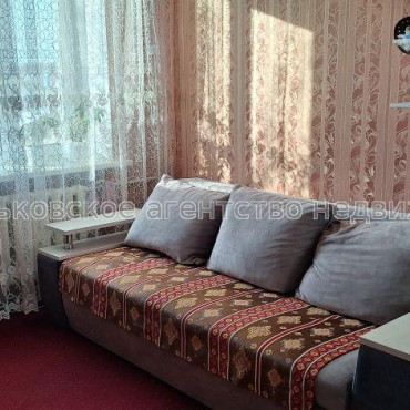Продам квартиру, Ашхабадская ул. , 2 кім., 37 м², евроремонт 