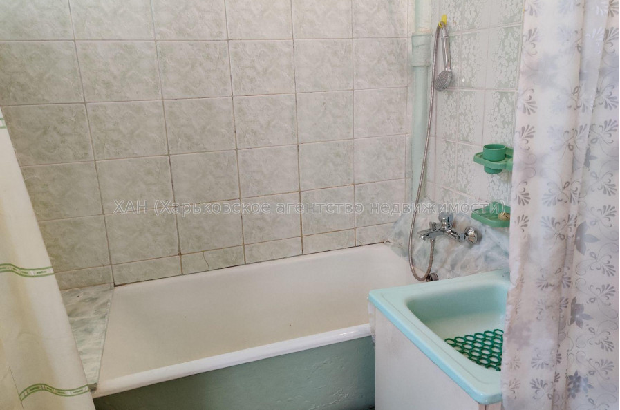 Продам квартиру, Бойчукистов пер. , 2  ком., 56.50 м², советский ремонт 