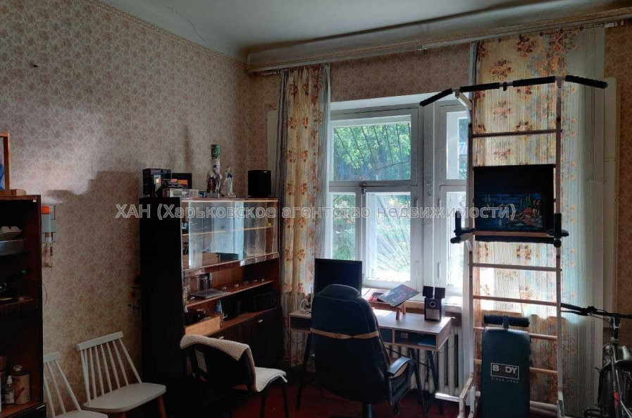 Продам квартиру, Бойчукистов пер. , 2  ком., 56.50 м², советский ремонт 